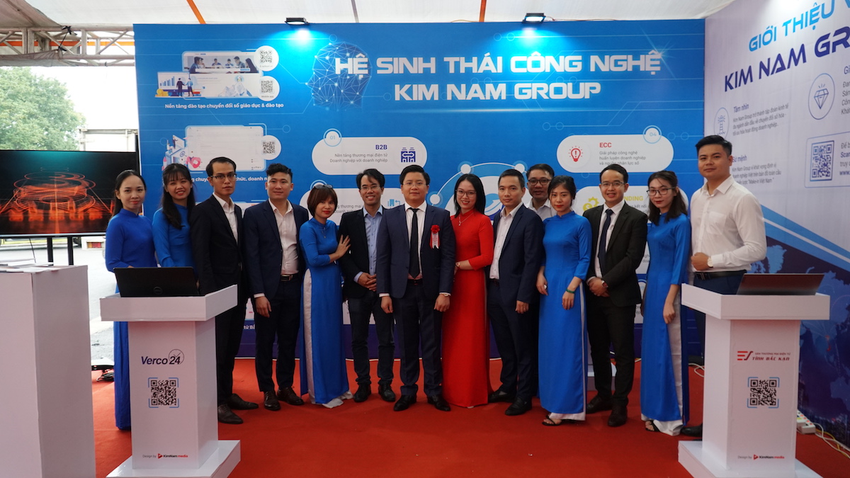 Đội ngũ công nghệ Tập đoàn