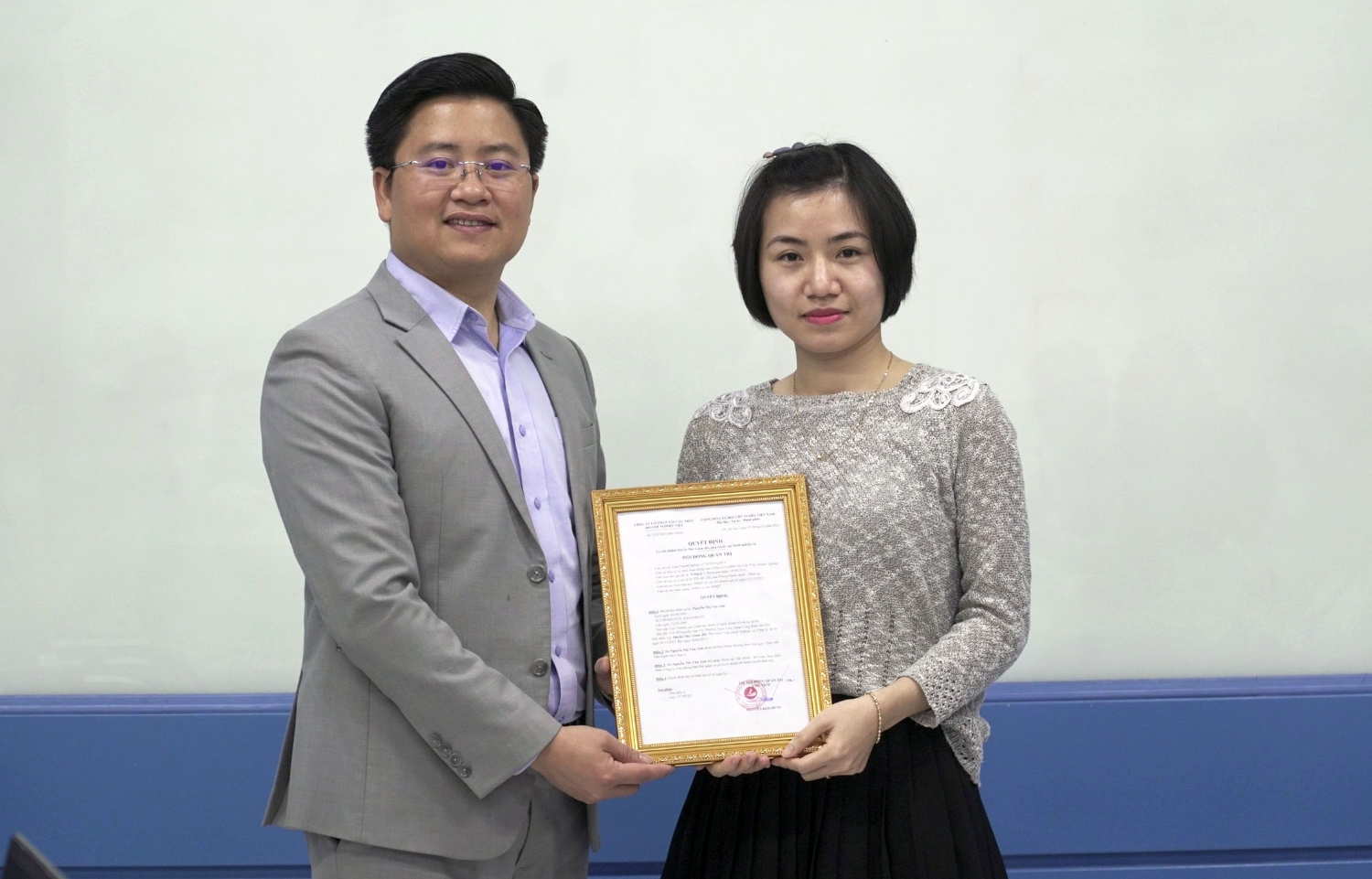 anh nhận chức 1
