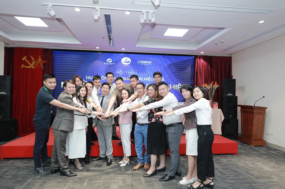 sự kiện 7 5
