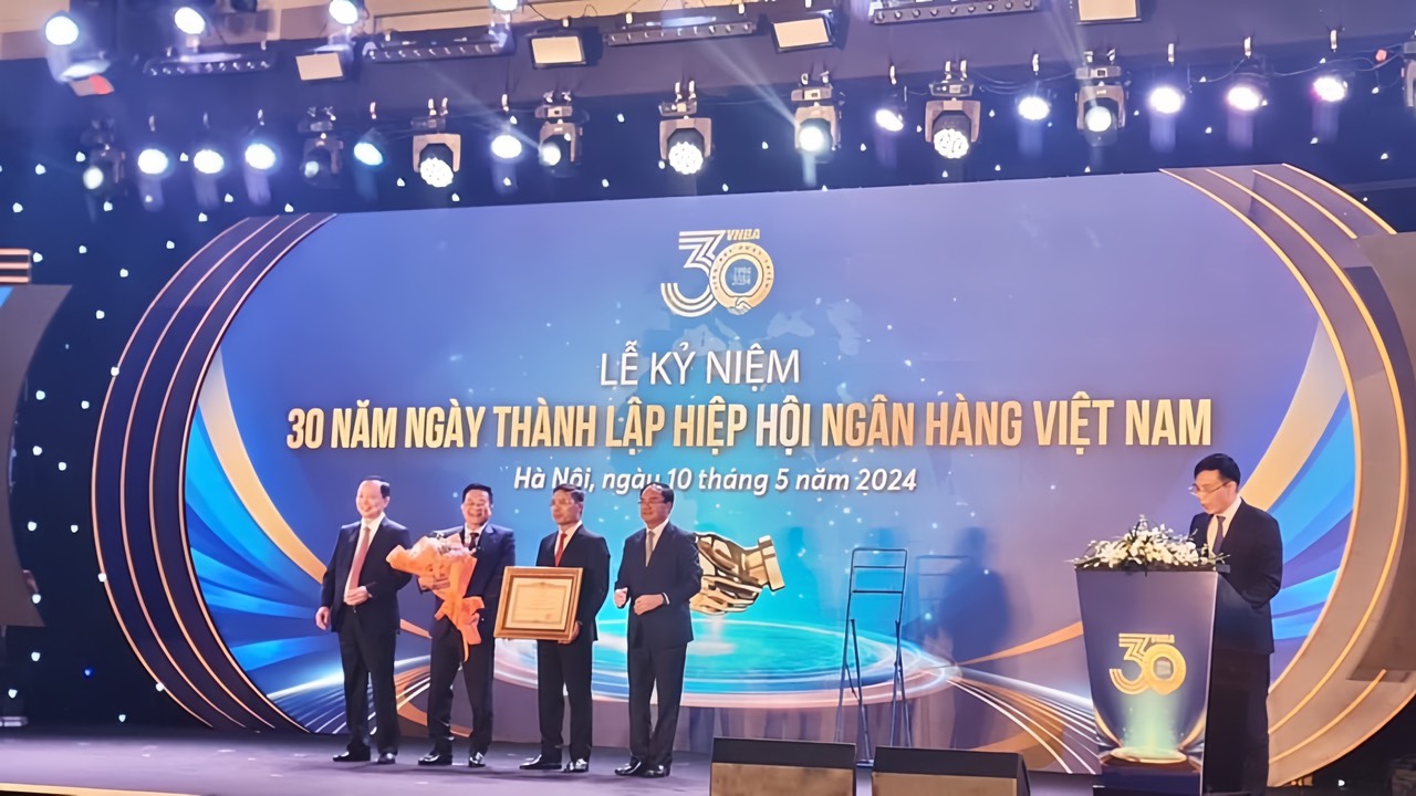 Nguyễn Kim Hùng Kim Nam